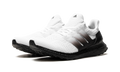 UltraBoost 5.0 DNA "Oreo" H01013