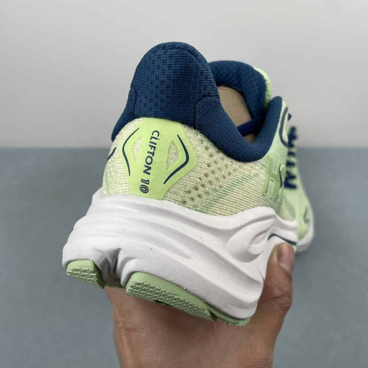 HOKA Clifton 10 – Pale Green & Navy