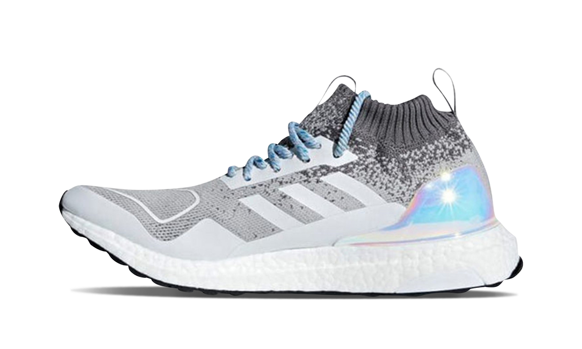 UltraBoost Mid EE3732